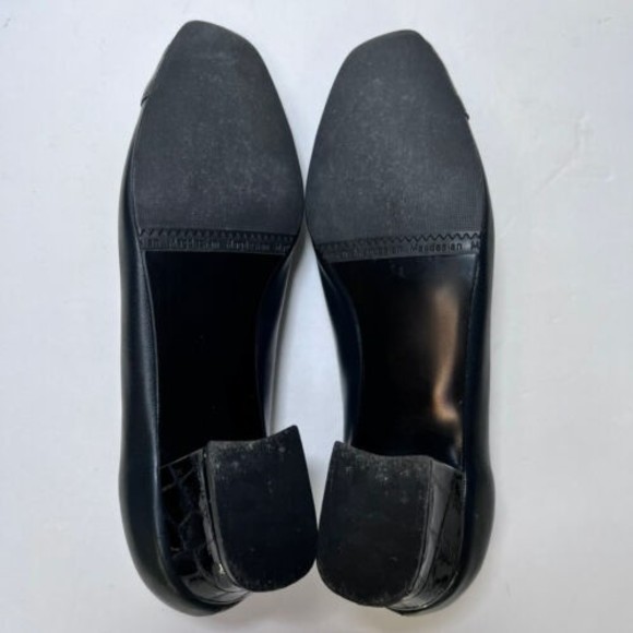 Vintage California Magdesians Women Navy Leather Tassel Shoes 6.5W USA Made - Picture 10 of 15